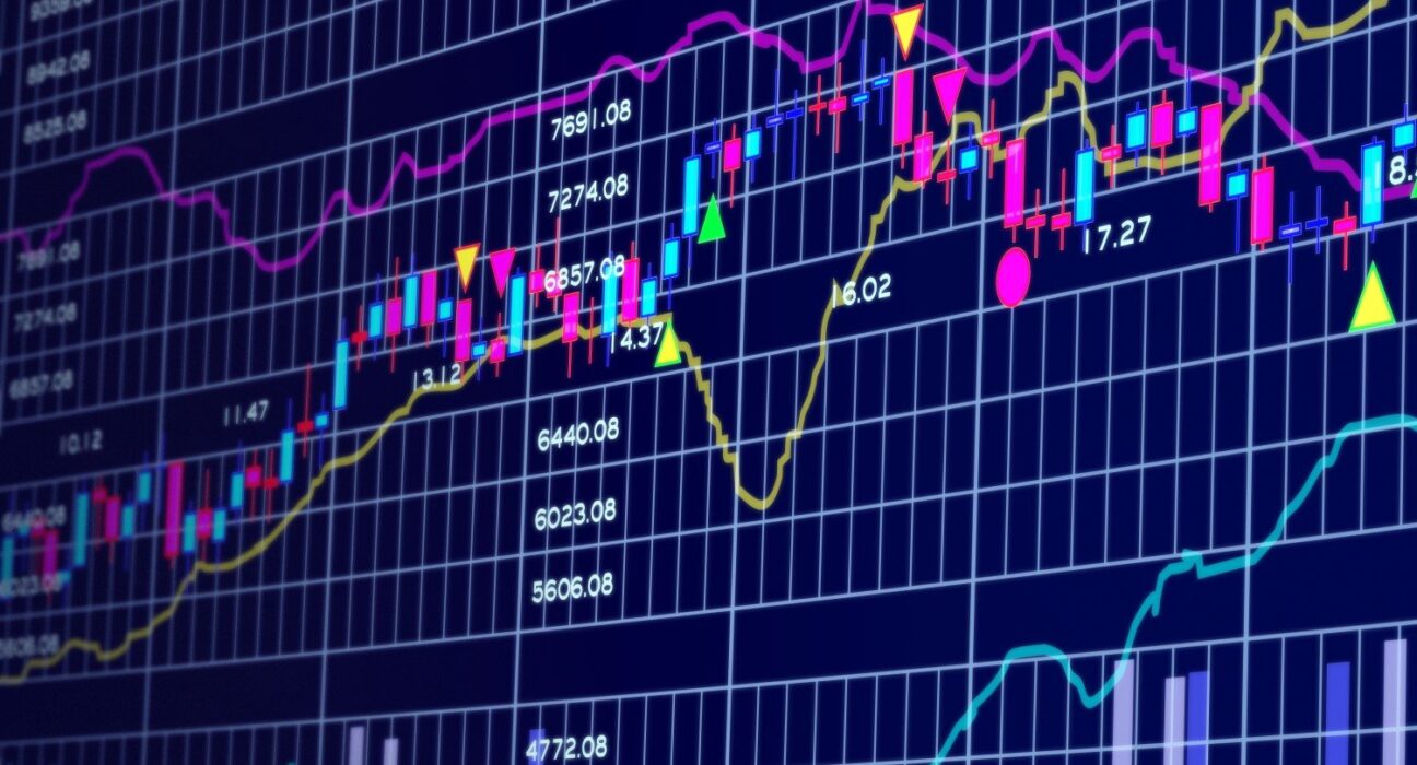 Bitcoin Poised for a Breakout: Volatility Squeeze Signals a Potential Price Surge 