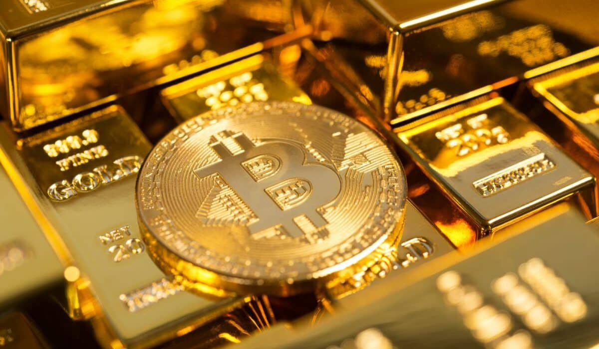 Bitcoin Holds at $11,386 as Ethereum and XRP See Significant Gains