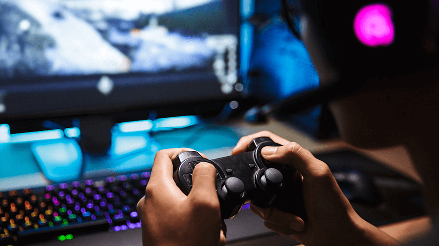 Non-Fungible Tokens (NFTs): Transforming the Gaming and Digital Collectibles Landscape