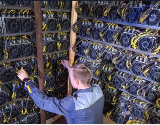 Bitcoin Miners See $300 Million Revenue in July Amid Market Growth