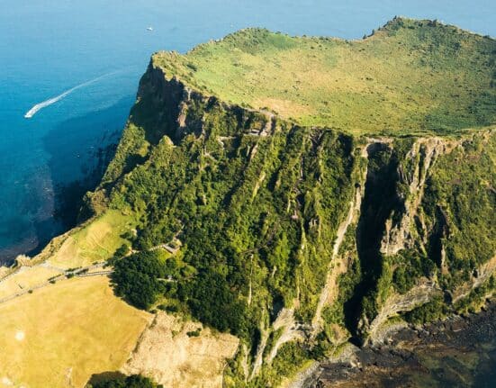 Jeju Island Adopts Blockchain-Based Contact Tracing System for 15 Million Annual Tourists