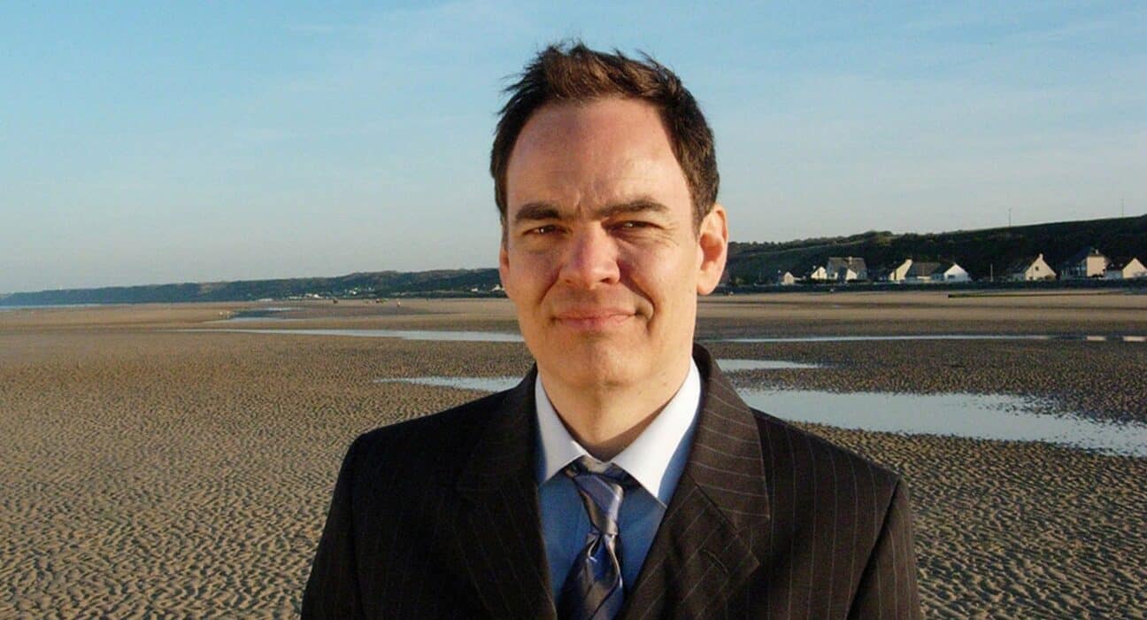 Max Keiser Links Bitcoin’s Surge to Capital Flight Amid Asian Political Unrest