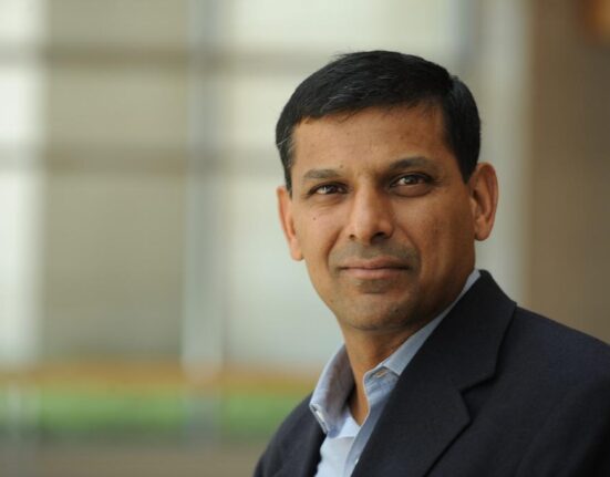 Raghuram Rajan Sees Bitcoin and Libra as Key Players in the Future of Digital Currencies