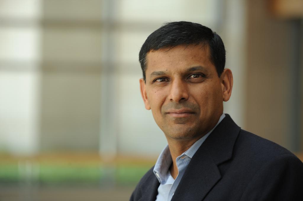 Raghuram Rajan Sees Bitcoin and Libra as Key Players in the Future of Digital Currencies