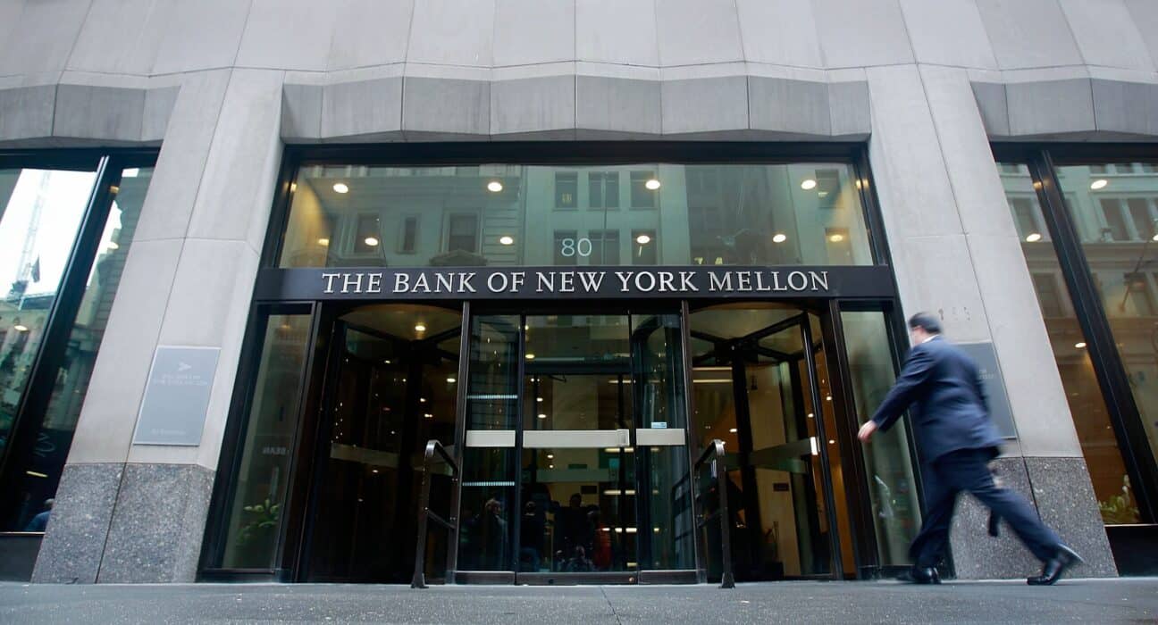 BNY Mellon Allegedly Linked to $4 Billion OneCoin Ponzi Scheme