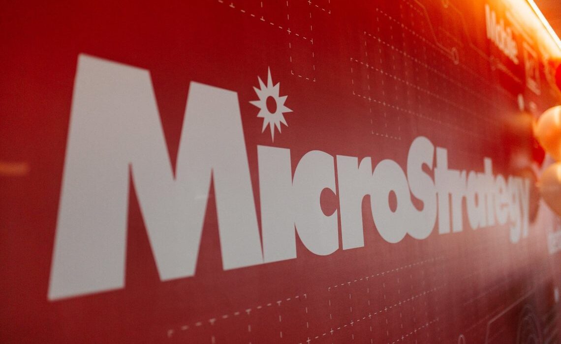 MicroStrategy Bitcoin Investment: A $250 Million Move Toward Bitcoin as Treasury Reserve