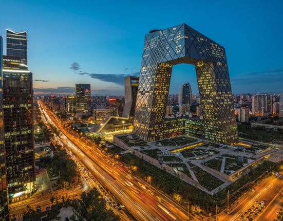 Chinese State Media Highlights Cryptocurrency as Top Performing Asset of the Year
