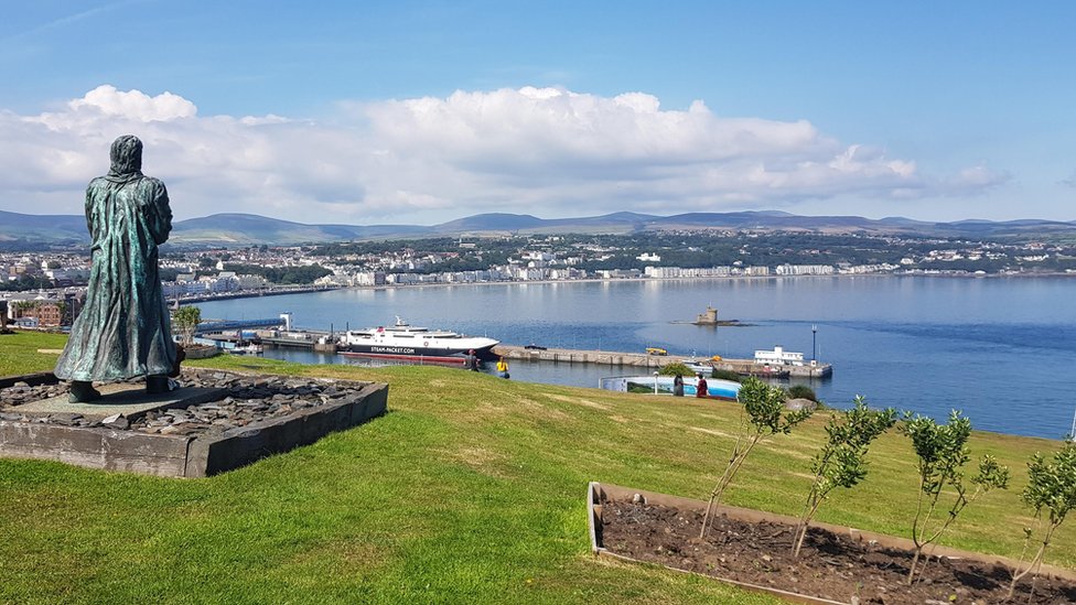 Isle of Man Introduces Clarity on Cryptocurrency Regulations
