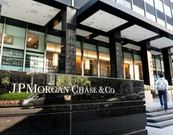 JPMorgan: Bitcoin Set to Rival Gold as Millennials Drive Adoption