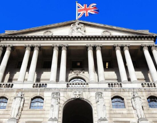 Bank of England’s Jon Cunliffe: Central Banks Shouldn’t Shield Banks from Digital Currency Impacts