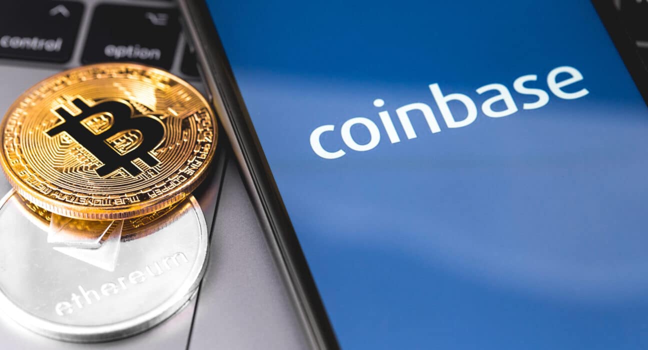 Coinbase hiring in Japan for roles across IT, finance, and international expansion.