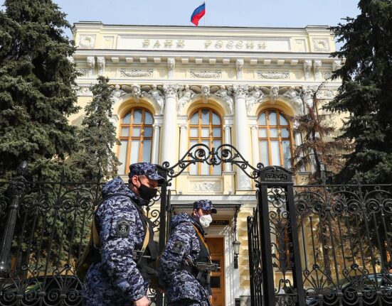 Russia Opposes Private Stablecoins, Pushes for Central Bank Digital Ruble