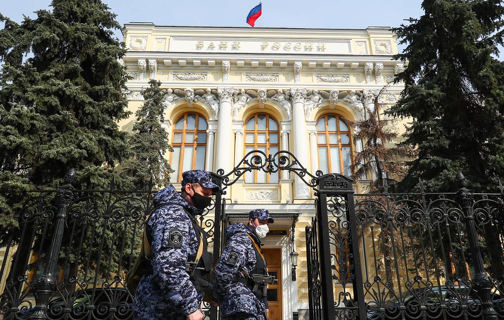Russia Opposes Private Stablecoins, Pushes for Central Bank Digital Ruble