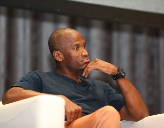 BitMEX Former CEO Arthur Hayes Negotiates Surrender to U.S. Authorities Over Charges