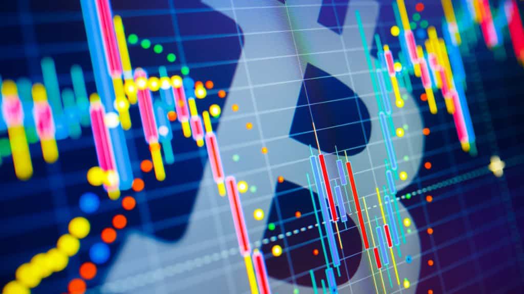Bitcoin Slips from ATH After Coinbase IPO Launch, Consolidates Near $62,000