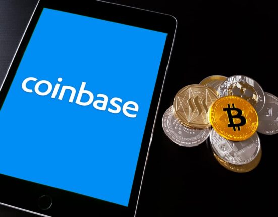 Coinbase Faces Criticism Despite Revenue Growth: Is Its Valuation Sustainable?