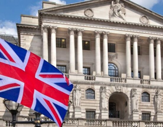 Bank of England Governor Warns About Crypto Risks Amid Market Surge
