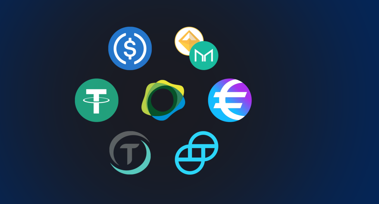 Centralized Stablecoins Maintain Pegs Amid Crypto Market Crash, Algorithmic Tokens Struggle