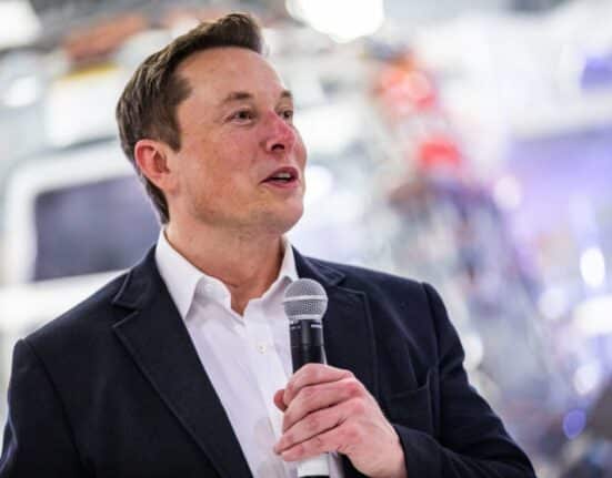 Bitcoin Surges Beyond $32,000 Following Elon Musk's Supportive Comments at "The B Word" Event