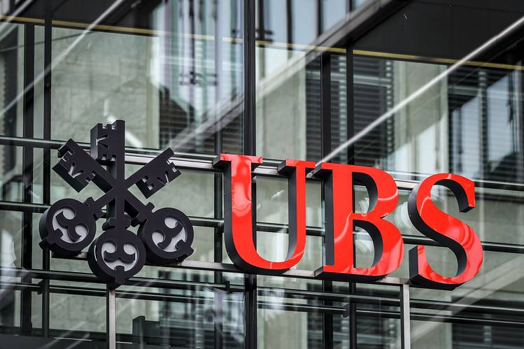 UBS Warns Clients About Crypto Risks Amid Increasing Regulatory Pressure