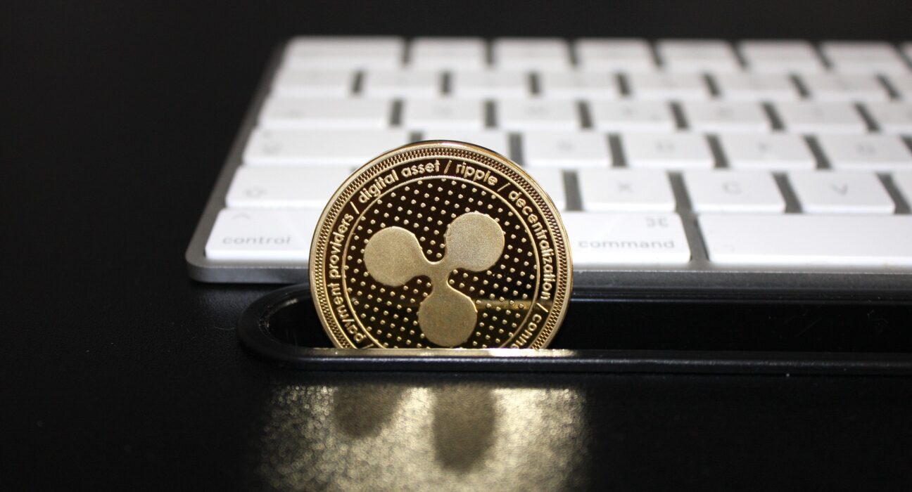 XRP Price Rebounds to $1: What Lies Ahead for the Altcoin?