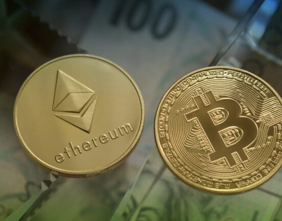 Bitcoins price has risen to 51500 while Ethereums price has increased by 24 percent in only seven days