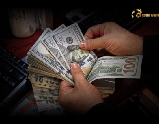 Decoding Dollar Dynamics: Are Long Positions Unwinding? BofA's Bold Forex Outlook