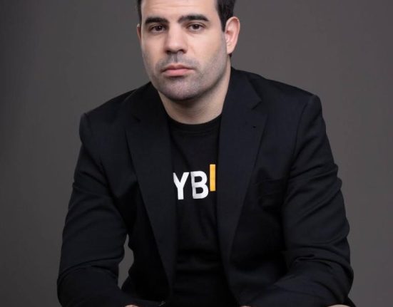 Patricio Mesri 1747315689gsbuWVeDVL