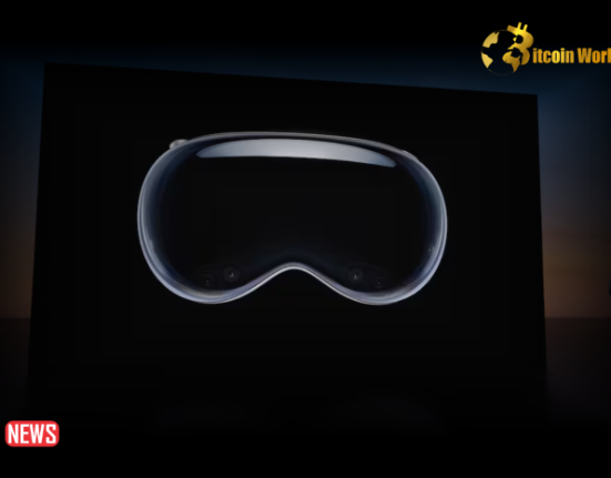 Apple Pauses Work On Vision Pro Headset For A Cheaper Model