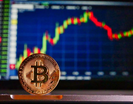 bitcoin 4481815 1280