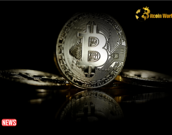 Bitcoin Unable To Stage A Recovery Decisively, Ethereum Consolidates Below $3K