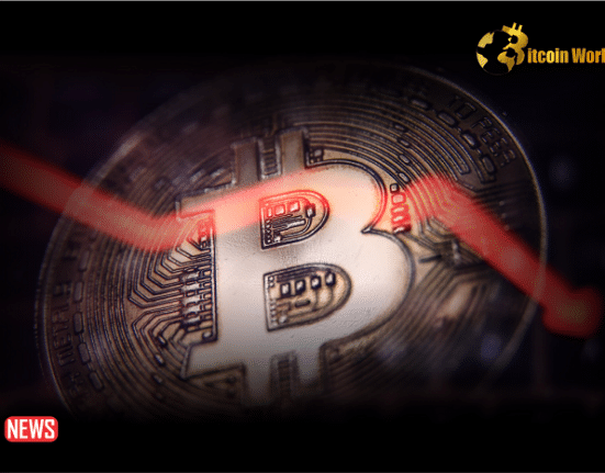 Bitcoin Price Falls By 5% As Grayscale’s BTC Outflows Hit $400M